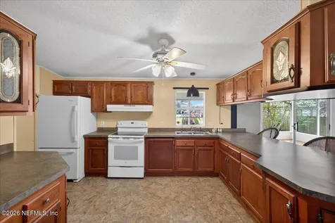 186 Sportsman Drive Welaka FL 32193