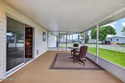 186 Sportsman Drive Welaka FL 32193