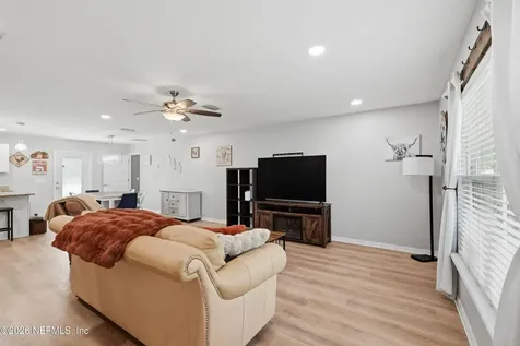 2471 Iris Street Middleburg FL 32068