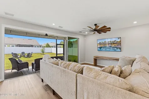 206 Oak Shadow Place St. Johns FL 32259