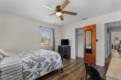 2306 Red Oak Drive Jacksonville FL 32211