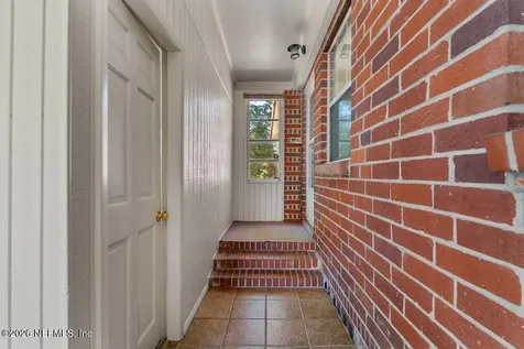 2306 Red Oak Drive Jacksonville FL 32211