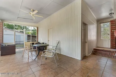 2306 Red Oak Drive Jacksonville FL 32211
