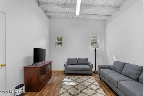 2306 Red Oak Drive Jacksonville FL 32211