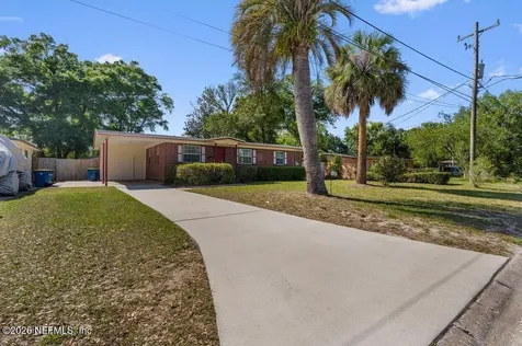2306 Red Oak Drive Jacksonville FL 32211