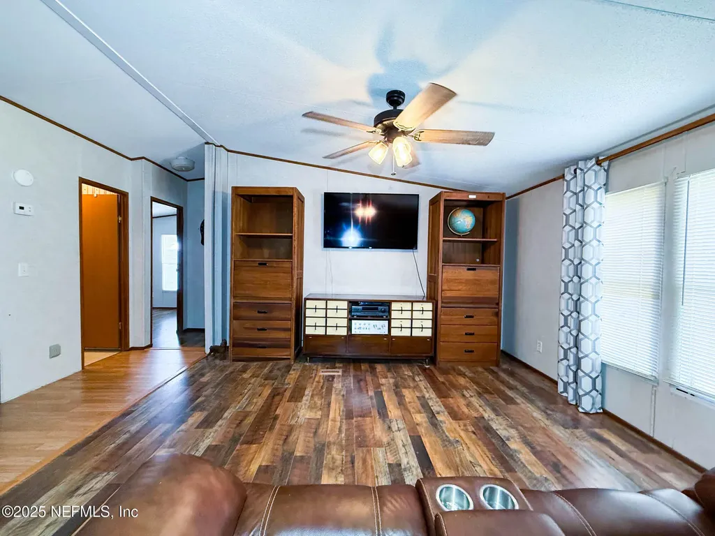 104 Waterway Avenue Satsuma FL 32189