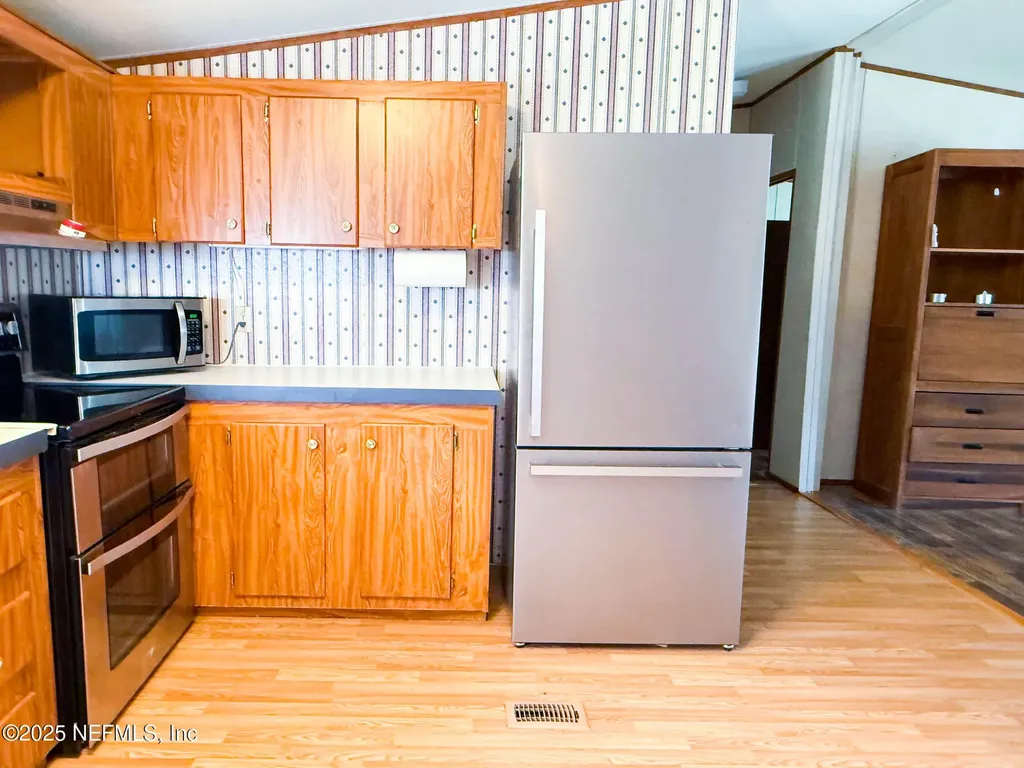 104 Waterway Avenue Satsuma FL 32189