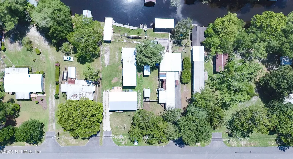 104 Waterway Avenue Satsuma FL 32189