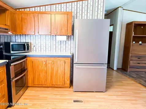 104 Waterway Avenue Satsuma FL 32189