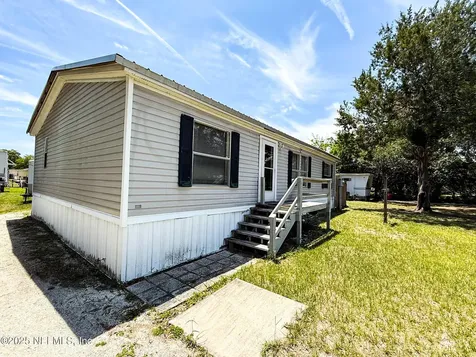 104 Waterway Avenue Satsuma FL 32189