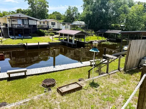104 Waterway Avenue Satsuma FL 32189