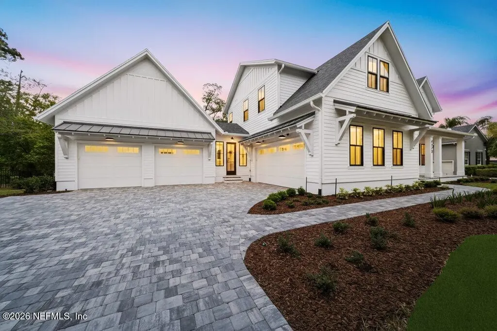 4575 Swilcan Bridge Lane N Jacksonville FL 32224