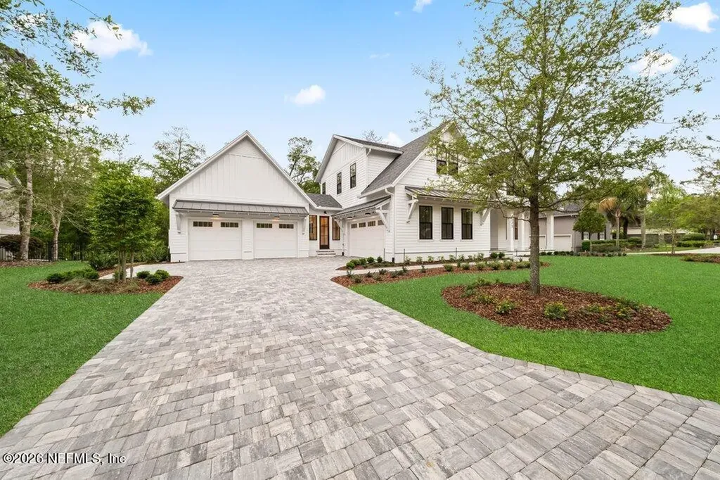 4575 Swilcan Bridge Lane N Jacksonville FL 32224