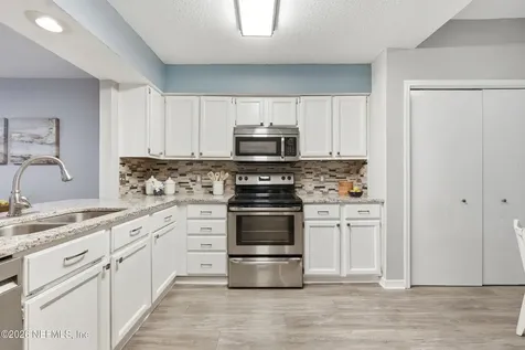 3050 Paddle Creek Drive Jacksonville FL 32223