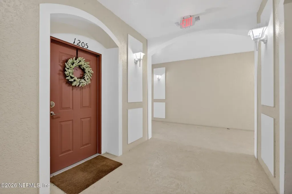 7801 Point Meadows Drive Jacksonville FL 32256