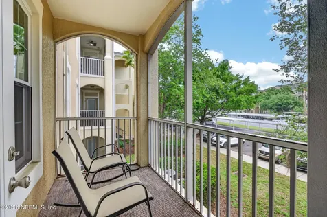 7801 Point Meadows Drive Jacksonville FL 32256