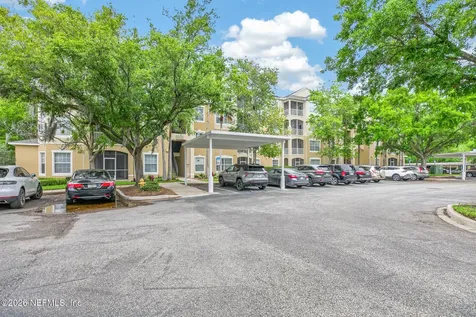 7801 Point Meadows Drive Jacksonville FL 32256