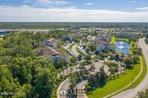 7801 Point Meadows Drive Jacksonville FL 32256