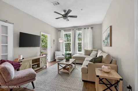 7801 Point Meadows Drive Jacksonville FL 32256
