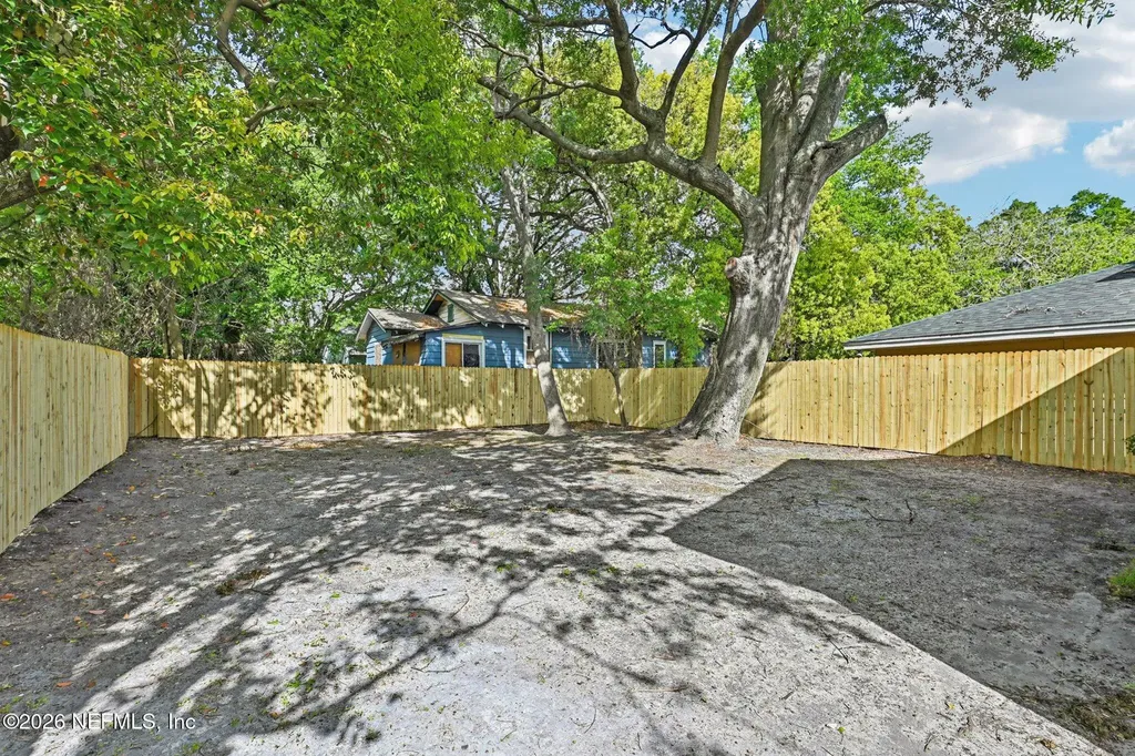 2120 N Davis Street Jacksonville FL 32209