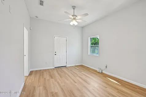 2120 N Davis Street Jacksonville FL 32209