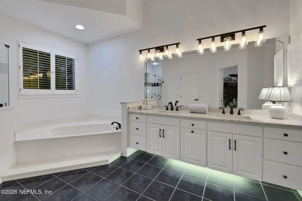 1611 Pebble Beach Boulevard Green Cove Springs FL 32043