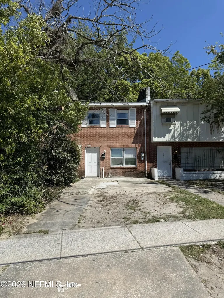 7047 Ken Knight Drive E Jacksonville FL 32209