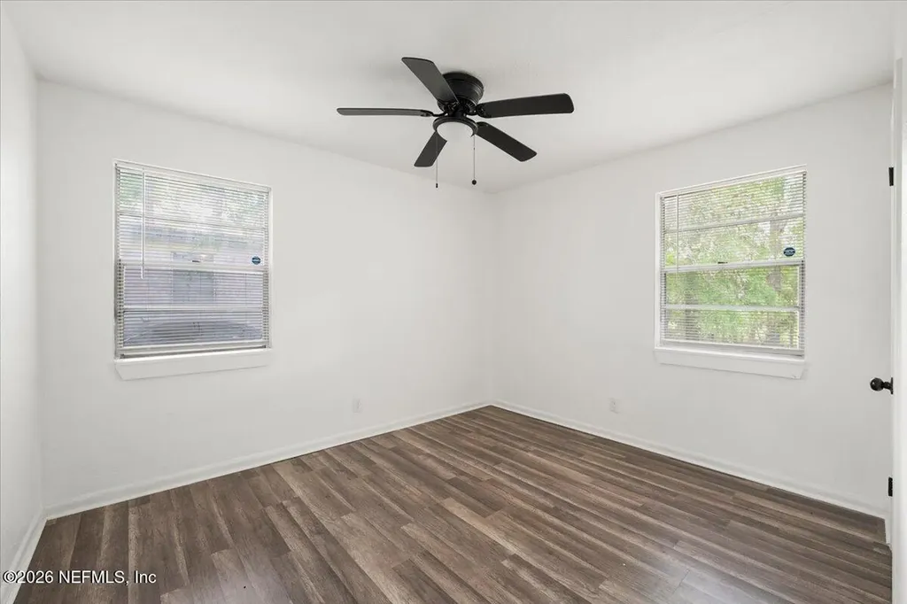 6238 Pettiford Drive W Jacksonville FL 32209