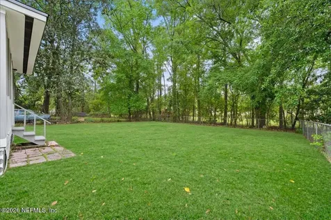 6238 Pettiford Drive W Jacksonville FL 32209