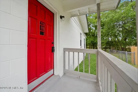 6238 Pettiford Drive W Jacksonville FL 32209