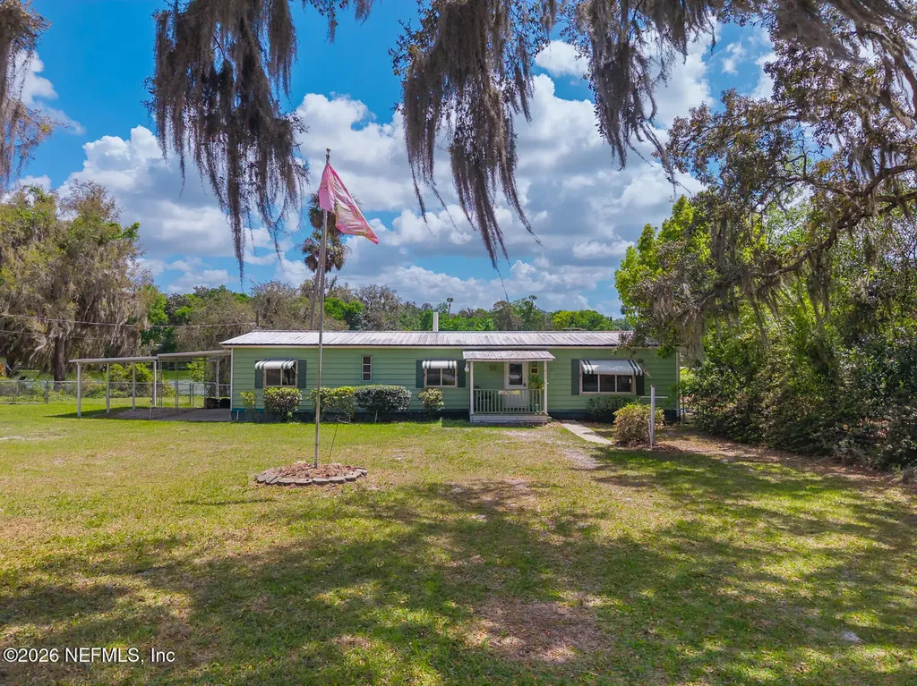 215 Saratoga Drive Satsuma FL 32189