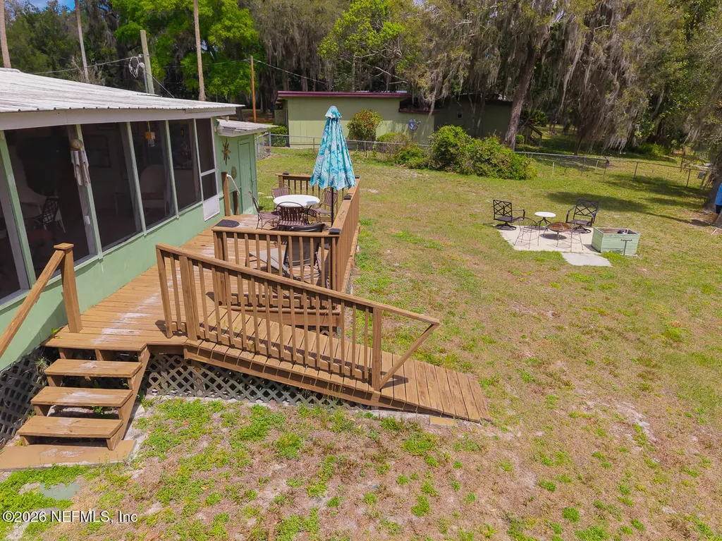 215 Saratoga Drive Satsuma FL 32189