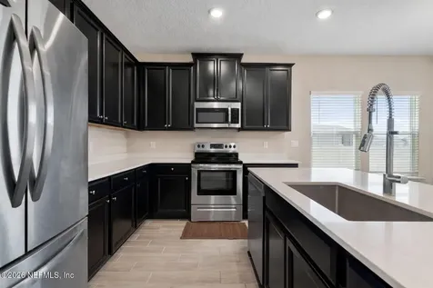 7302 Jemmah Lane Jacksonville FL 32222