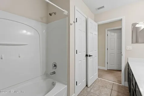 1629 Fenton Avenue St. Johns FL 32259