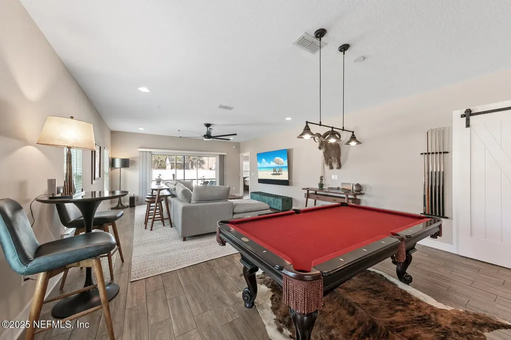 305 N 9th Street Jacksonville Beach FL 32250