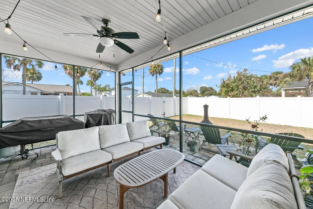 305 N 9th Street Jacksonville Beach FL 32250