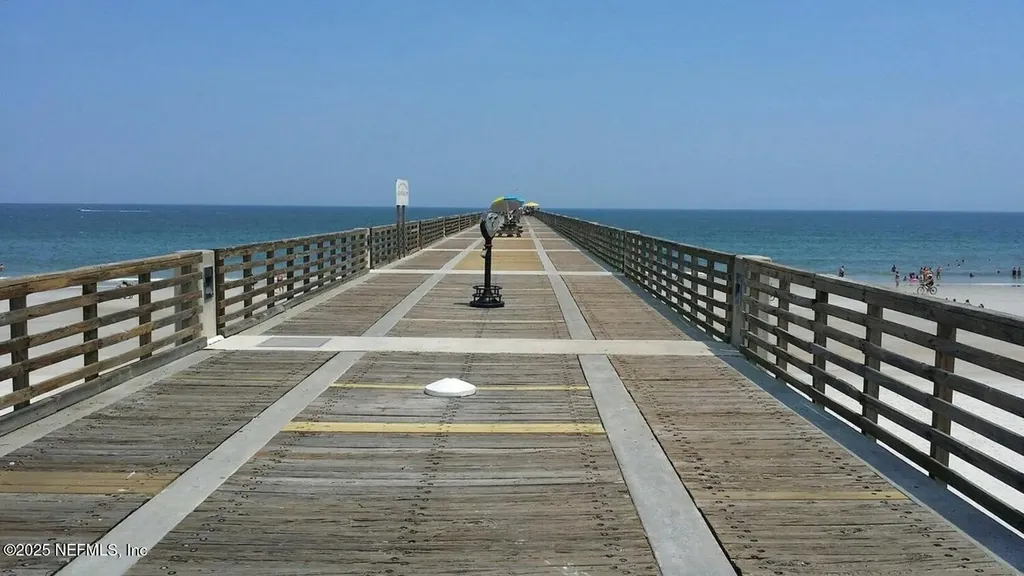 305 N 9th Street Jacksonville Beach FL 32250