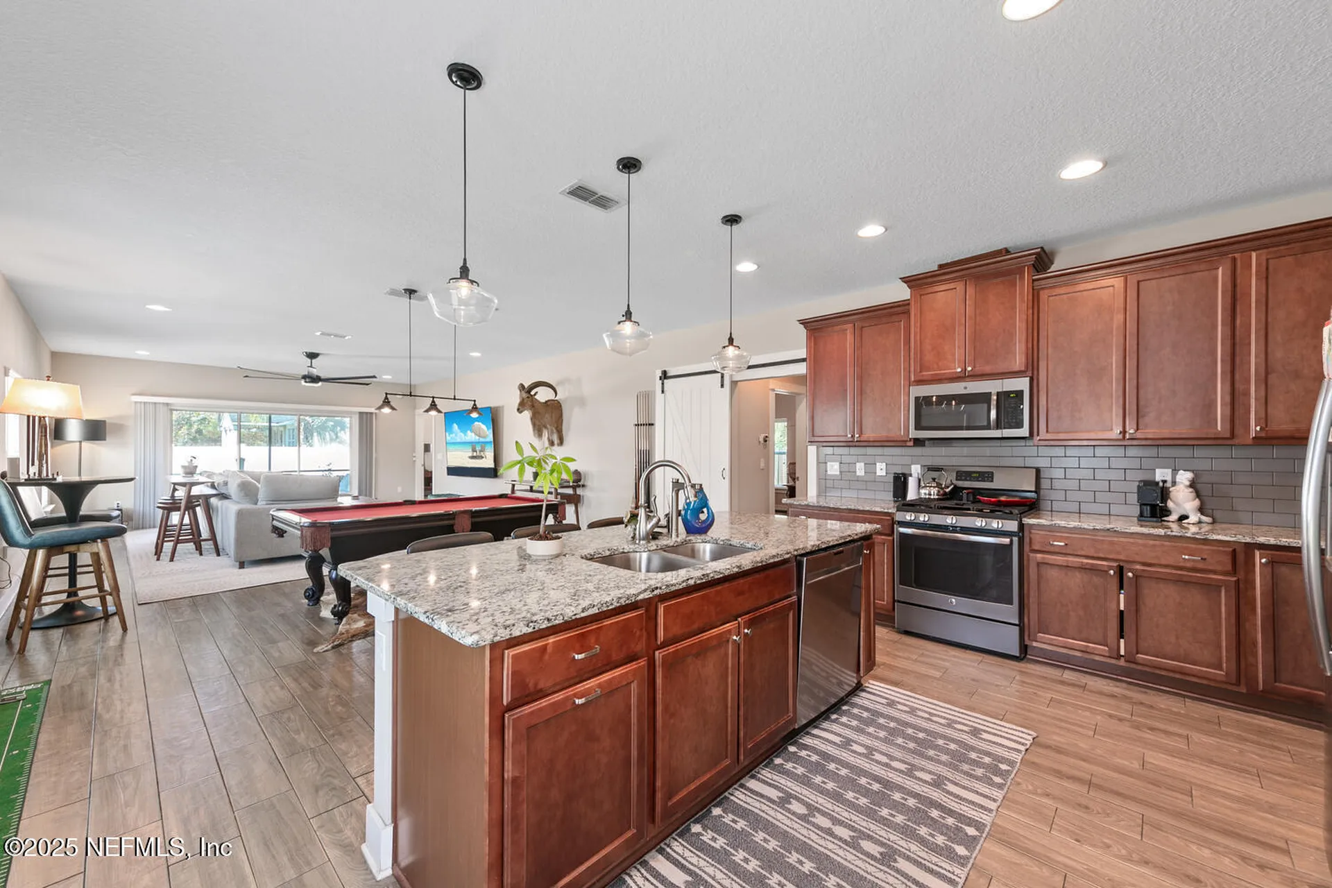305 N 9th Street Jacksonville Beach FL 32250