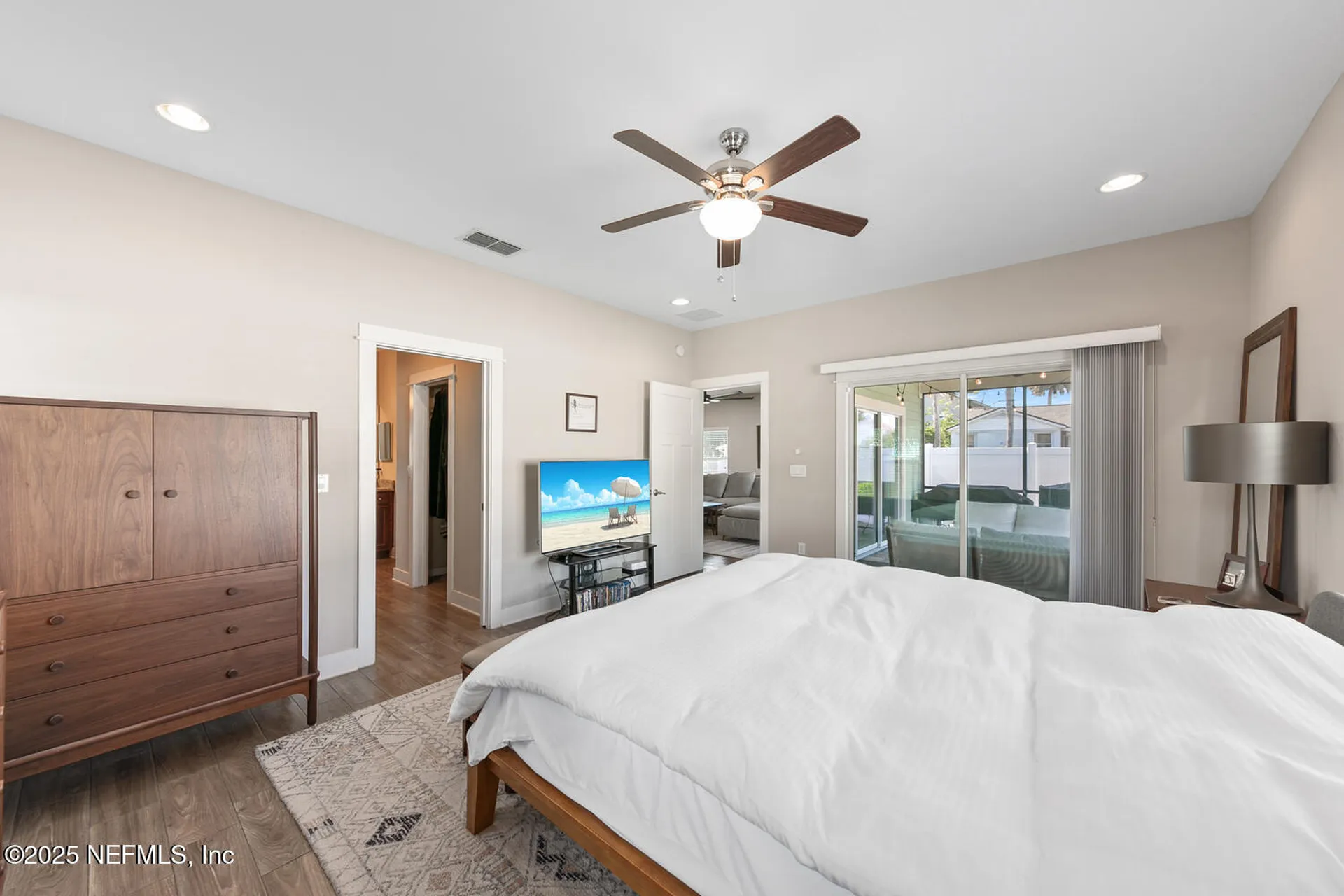 305 N 9th Street Jacksonville Beach FL 32250