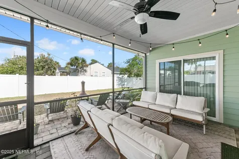 305 N 9th Street Jacksonville Beach FL 32250
