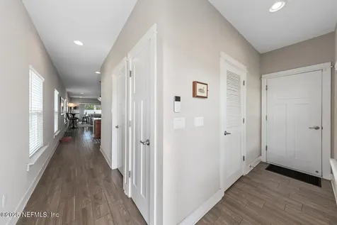 305 N 9th Street Jacksonville Beach FL 32250