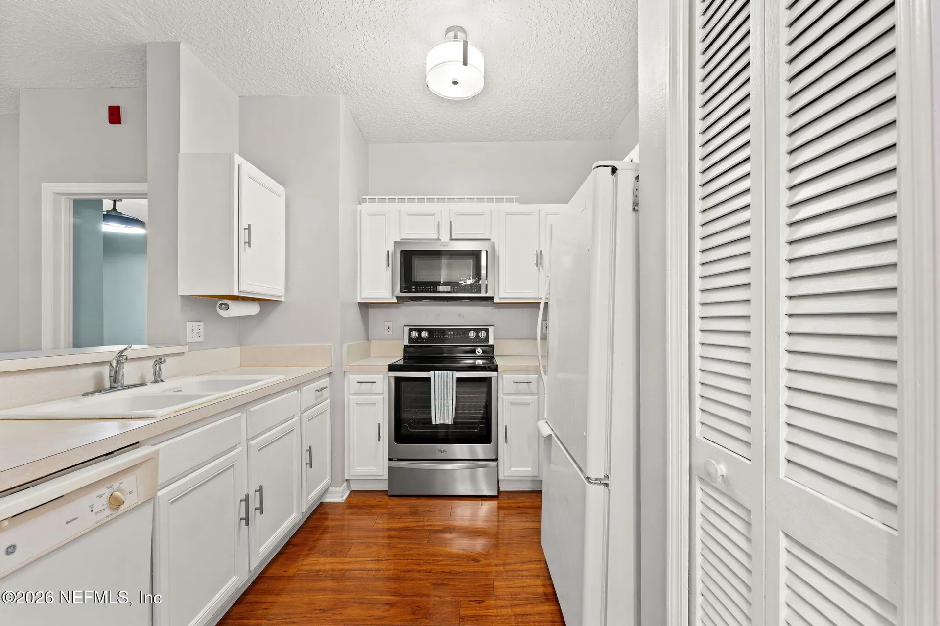 8601 Beach Boulevard Jacksonville FL 32216