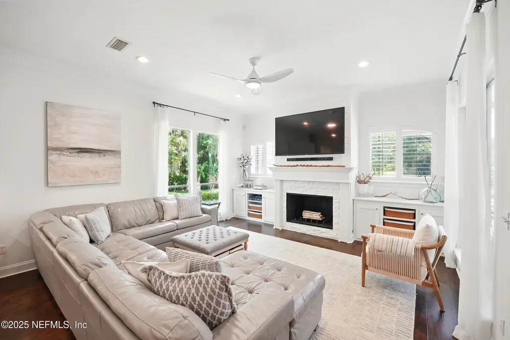 150 A N Roscoe Boulevard Ponte Vedra Beach FL 32082