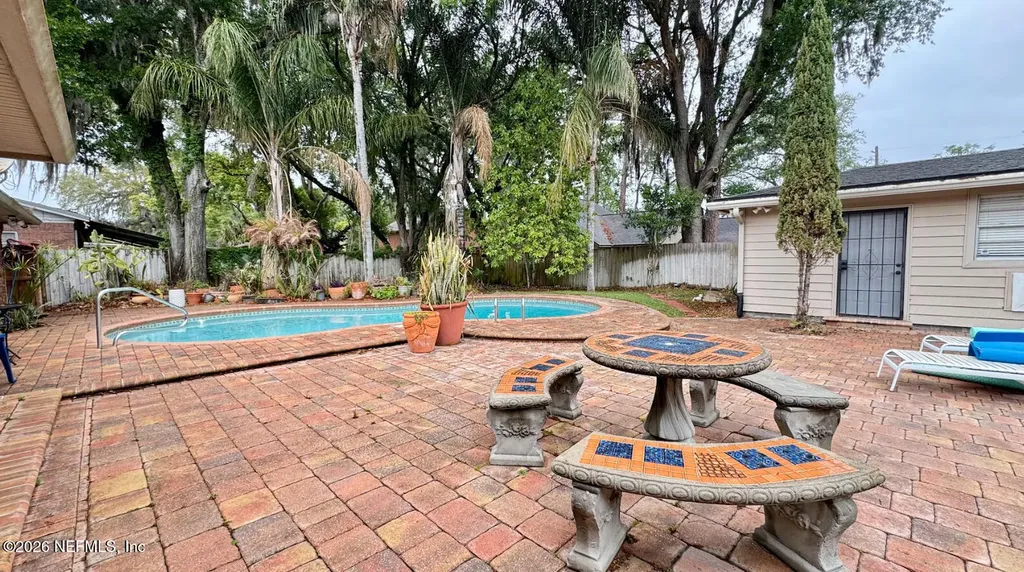 5557 Floral Avenue Jacksonville FL 32211