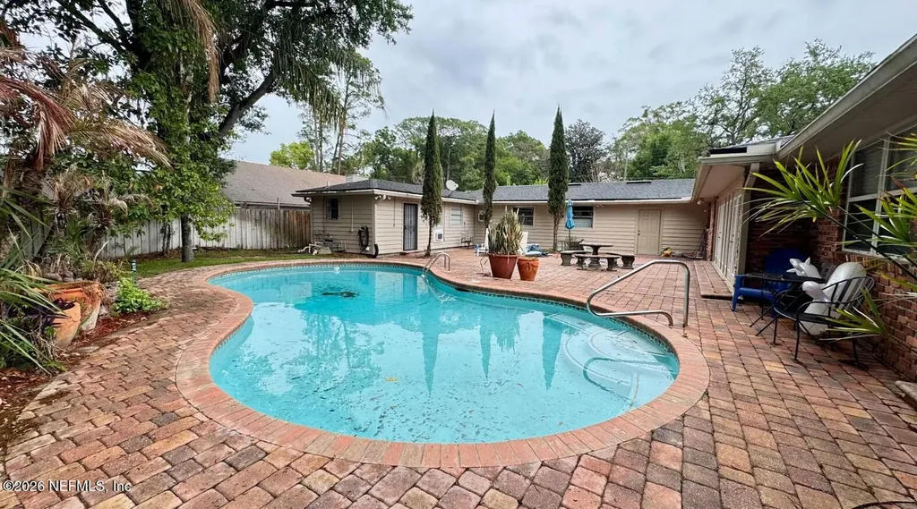 5557 Floral Avenue Jacksonville FL 32211