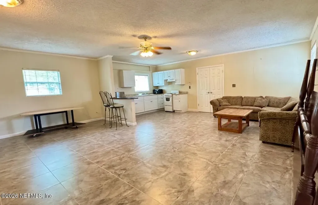 5557 Floral Avenue Jacksonville FL 32211