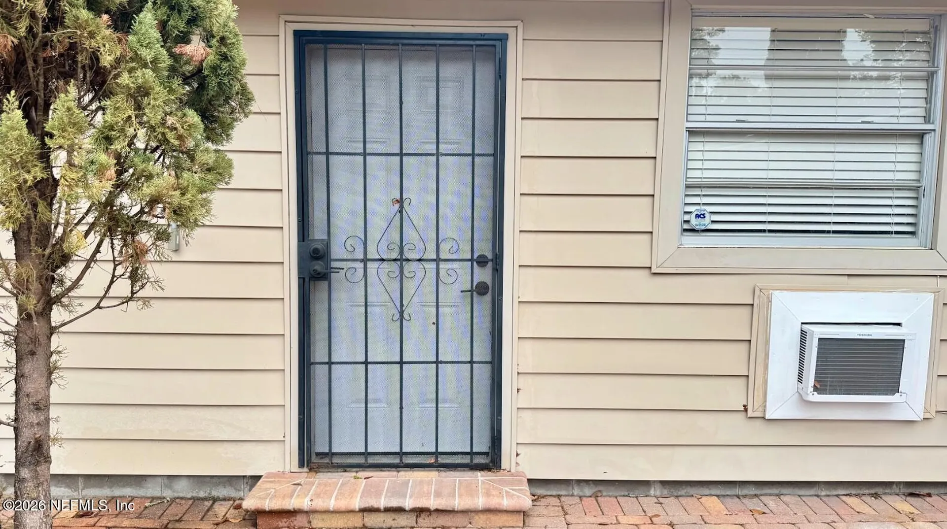 5557 Floral Avenue Jacksonville FL 32211