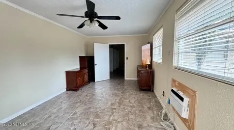 5557 Floral Avenue Jacksonville FL 32211
