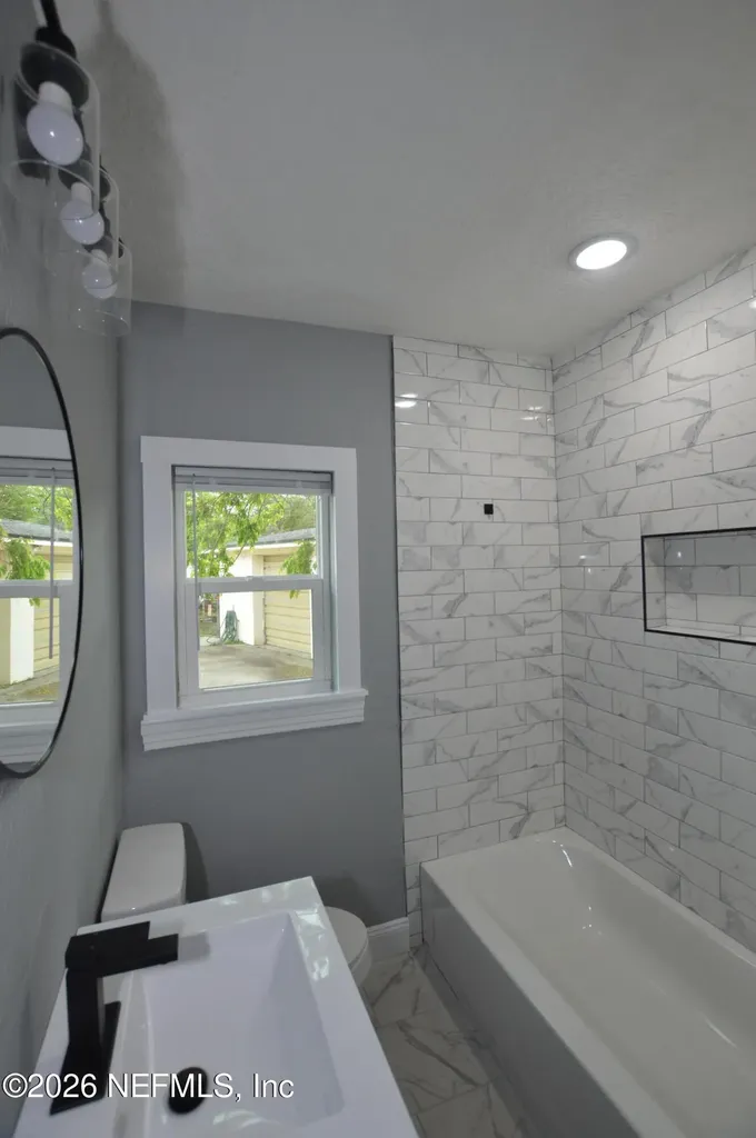 311 Chestnut Drive Jacksonville FL 32208