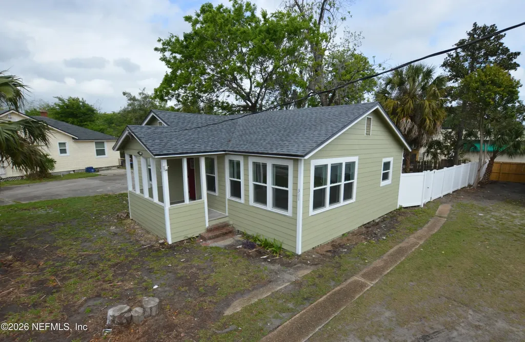 311 Chestnut Drive Jacksonville FL 32208